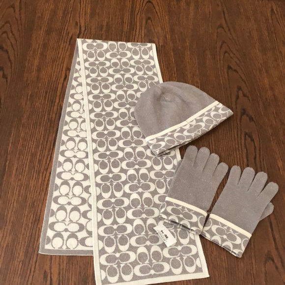 coach hat and scarf set